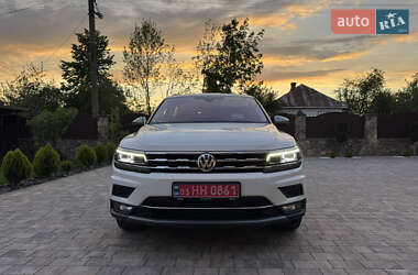 Внедорожник / Кроссовер Volkswagen Tiguan Allspace 2020 в 
