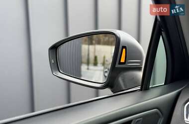 Внедорожник / Кроссовер Volkswagen Tiguan Allspace 2020 в 