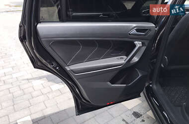Внедорожник / Кроссовер Volkswagen Tiguan Allspace 2022 в 
