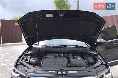 Внедорожник / Кроссовер Volkswagen Tiguan Allspace 2022 в 