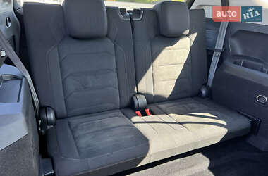 Позашляховик / Кросовер Volkswagen Tiguan Allspace 2021 в 