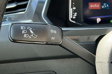 Позашляховик / Кросовер Volkswagen Tiguan Allspace 2021 в 