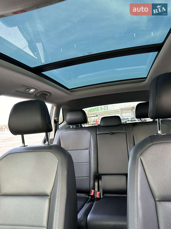 Внедорожник / Кроссовер Volkswagen Tiguan Allspace 2019 в Киеве фото 12 Внедорожник / Кроссовер Volkswagen Tiguan Allspace 2019 в Киеве