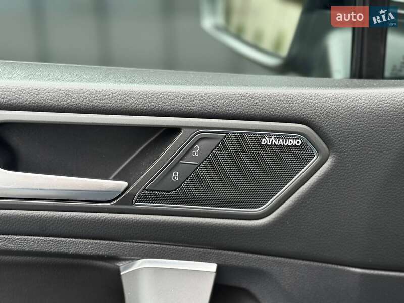 Внедорожник / Кроссовер Volkswagen Tiguan Allspace 2021 в Луцке