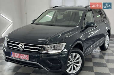 Внедорожник / Кроссовер Volkswagen Tiguan Allspace 2019 в 