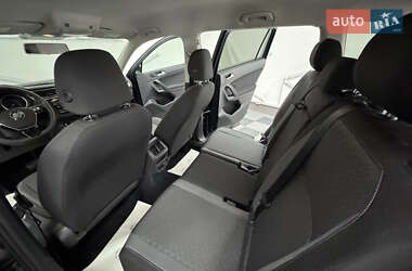 Внедорожник / Кроссовер Volkswagen Tiguan Allspace 2019 в 