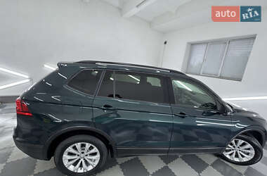 Внедорожник / Кроссовер Volkswagen Tiguan Allspace 2019 в 