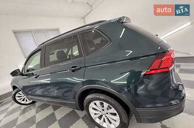 Внедорожник / Кроссовер Volkswagen Tiguan Allspace 2019 в 