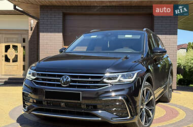 Позашляховик / Кросовер Volkswagen Tiguan Allspace 2024 в Нововолинську