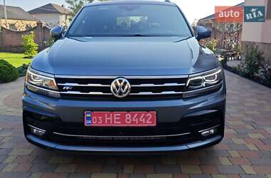Внедорожник / Кроссовер Volkswagen Tiguan Allspace 2019 в 