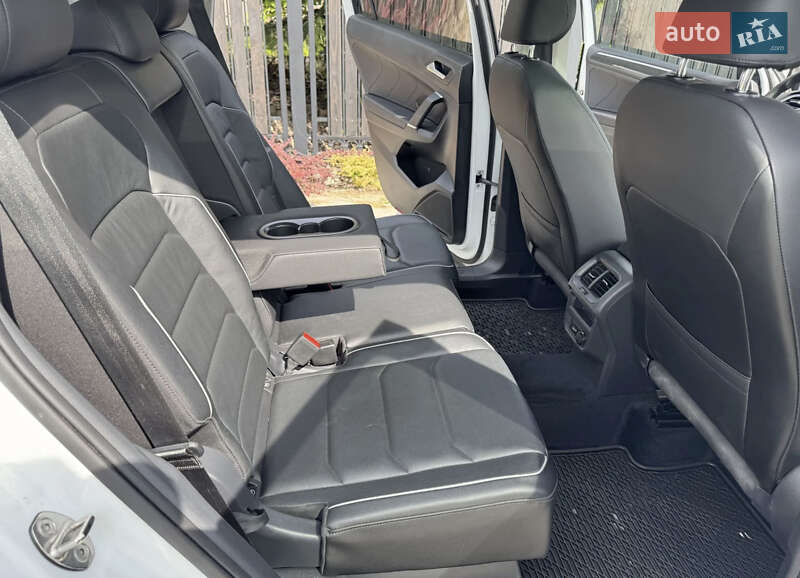 Позашляховик / Кросовер Volkswagen Tiguan Allspace 2020 в Києві
