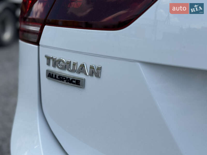 Внедорожник / Кроссовер Volkswagen Tiguan Allspace 2020 в Староконстантинове