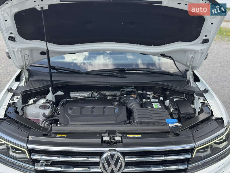 Внедорожник / Кроссовер Volkswagen Tiguan Allspace 2020 в Староконстантинове