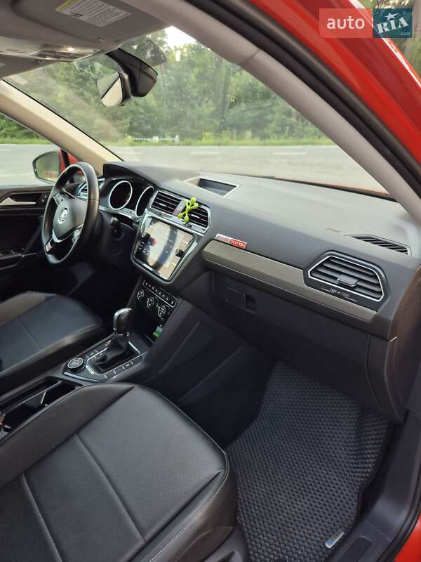 Внедорожник / Кроссовер Volkswagen Tiguan Allspace 2018 в Шепетовке
