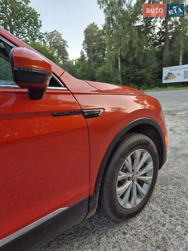 Внедорожник / Кроссовер Volkswagen Tiguan Allspace 2018 в Шепетовке
