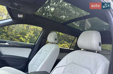Внедорожник / Кроссовер Volkswagen Tiguan Allspace 2020 в 