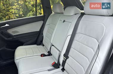 Внедорожник / Кроссовер Volkswagen Tiguan Allspace 2020 в 