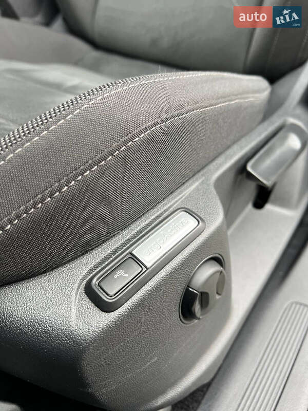 Внедорожник / Кроссовер Volkswagen Tiguan Allspace 2022 в Житомире