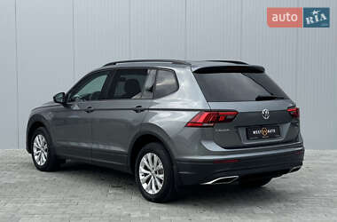 Внедорожник / Кроссовер Volkswagen Tiguan Allspace 2018 в 
