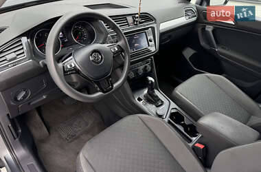 Внедорожник / Кроссовер Volkswagen Tiguan Allspace 2018 в 