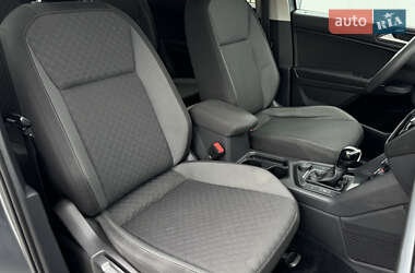 Внедорожник / Кроссовер Volkswagen Tiguan Allspace 2018 в 