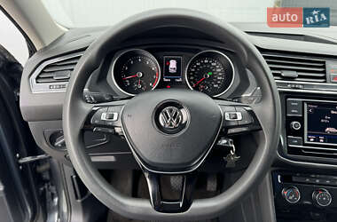 Внедорожник / Кроссовер Volkswagen Tiguan Allspace 2018 в 