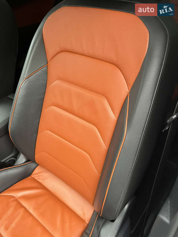 Позашляховик / Кросовер Volkswagen Tiguan Allspace 2020 в Житомирі