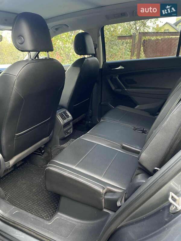 Внедорожник / Кроссовер Volkswagen Tiguan Allspace 2017 в Шептицькому