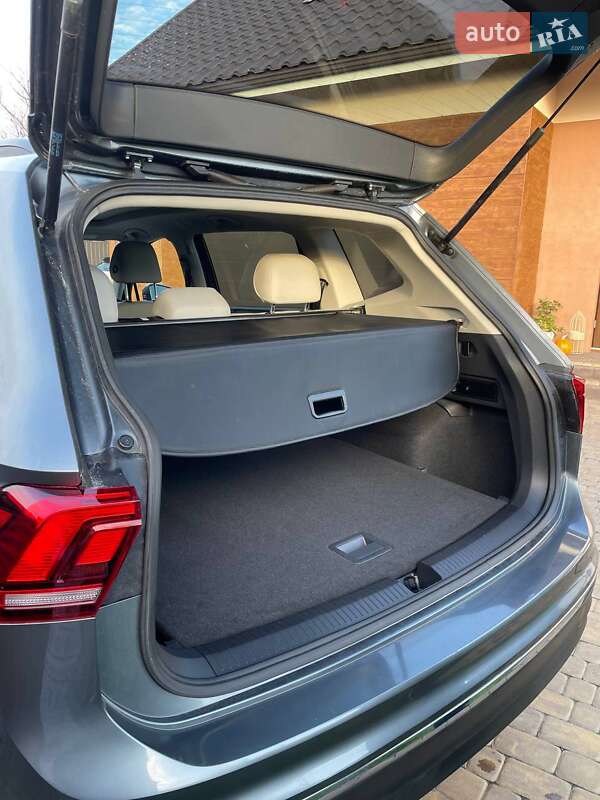 Внедорожник / Кроссовер Volkswagen Tiguan Allspace 2018 в Луцке фото 14 Внедорожник / Кроссовер Volkswagen Tiguan Allspace 2018 в Луцке