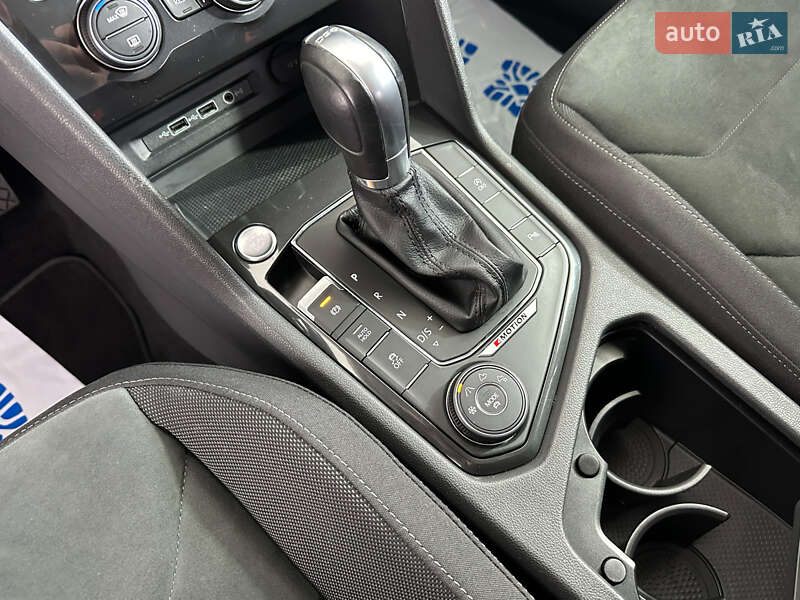 Позашляховик / Кросовер Volkswagen Tiguan Allspace 2018 в Львові