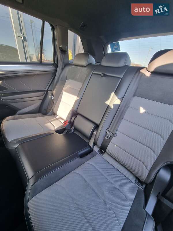 Внедорожник / Кроссовер Volkswagen Tiguan Allspace 2018 в Львове
