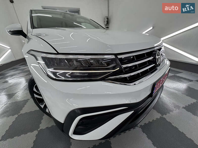 Внедорожник / Кроссовер Volkswagen Tiguan Allspace 2022 в Трускавце