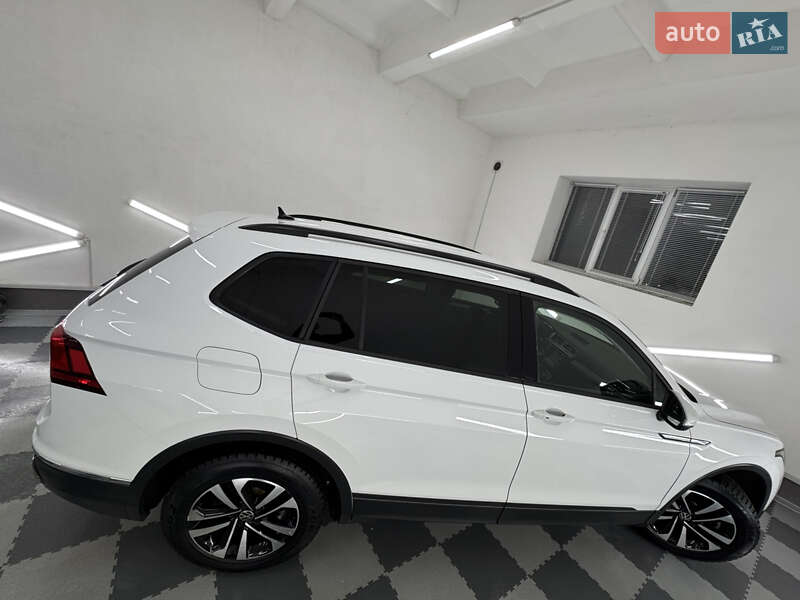 Внедорожник / Кроссовер Volkswagen Tiguan Allspace 2022 в Трускавце