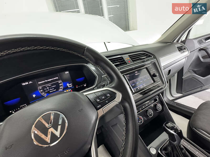 Внедорожник / Кроссовер Volkswagen Tiguan Allspace 2022 в Трускавце