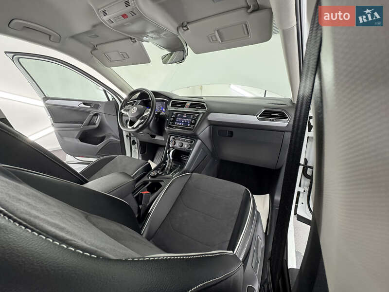 Внедорожник / Кроссовер Volkswagen Tiguan Allspace 2022 в Трускавце