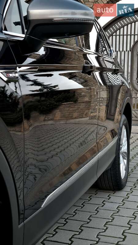 Внедорожник / Кроссовер Volkswagen Tiguan Allspace 2020 в Черновцах