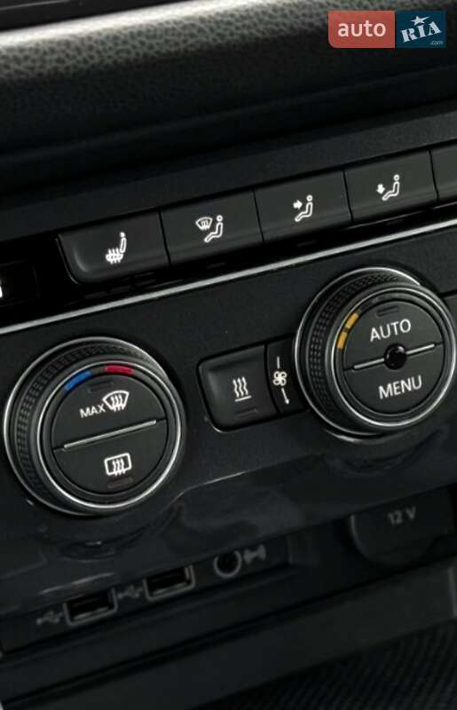 Внедорожник / Кроссовер Volkswagen Tiguan Allspace 2020 в Черновцах