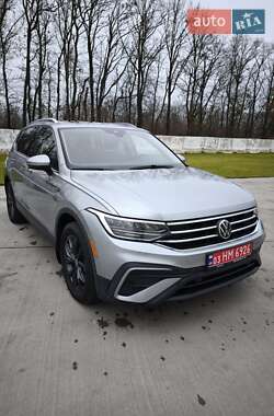 Внедорожник / Кроссовер Volkswagen Tiguan Allspace 2022 в Луцке