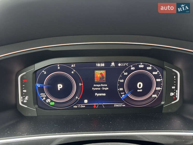 Внедорожник / Кроссовер Volkswagen Tiguan Allspace 2020 в Староконстантинове