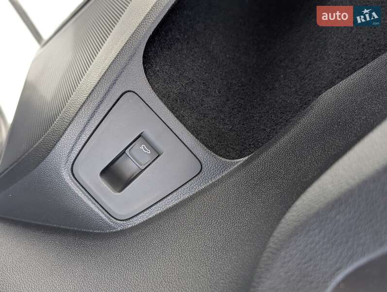 Внедорожник / Кроссовер Volkswagen Tiguan Allspace 2018 в Львове