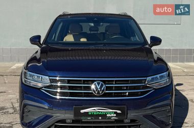 Позашляховик / Кросовер Volkswagen Tiguan Allspace 2022 в Львові