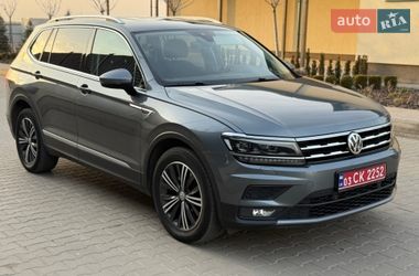 Внедорожник / Кроссовер Volkswagen Tiguan Allspace 2017 в Луцке