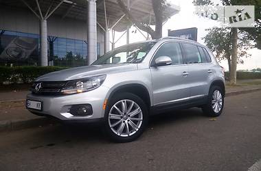 Внедорожник / Кроссовер Volkswagen Tiguan 2012 в Одессе