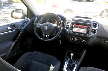 Внедорожник / Кроссовер Volkswagen Tiguan 2014 в Днепре