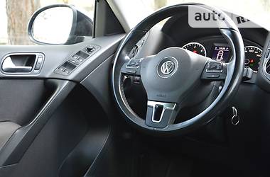 Внедорожник / Кроссовер Volkswagen Tiguan 2012 в Львове