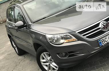 Внедорожник / Кроссовер Volkswagen Tiguan 2010 в Львове