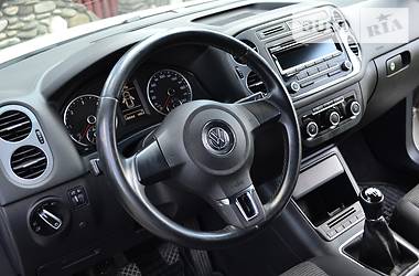 Внедорожник / Кроссовер Volkswagen Tiguan 2012 в Луцке