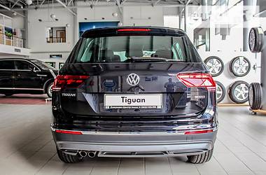 Внедорожник / Кроссовер Volkswagen Tiguan 2018 в Виннице