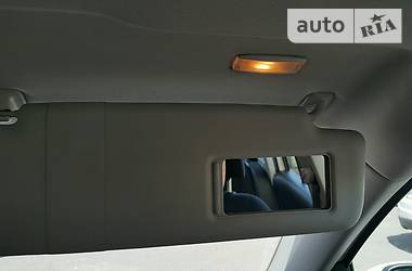 Позашляховик / Кросовер Volkswagen Tiguan 2012 в 