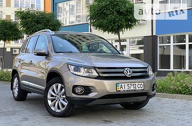 Позашляховик / Кросовер Volkswagen Tiguan 2014 в Івано-Франківську